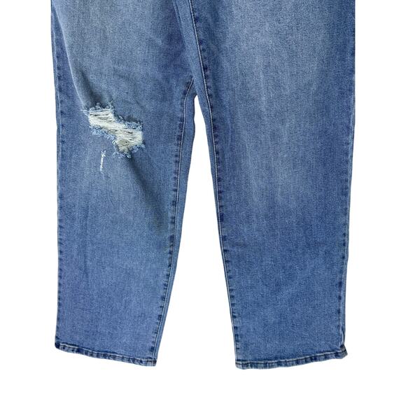 NWT BCBG Skater Straight Blue High Waisted Cotton Denim Jeans Pants Size 13/31 - Picture 3 of 9